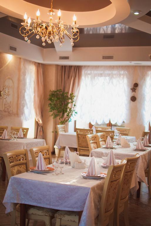 Veles Hotel Dniepropietrowsk Zewnętrze zdjęcie