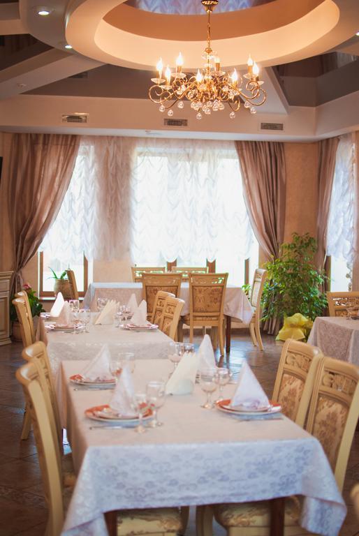 Veles Hotel Dniepropietrowsk Zewnętrze zdjęcie
