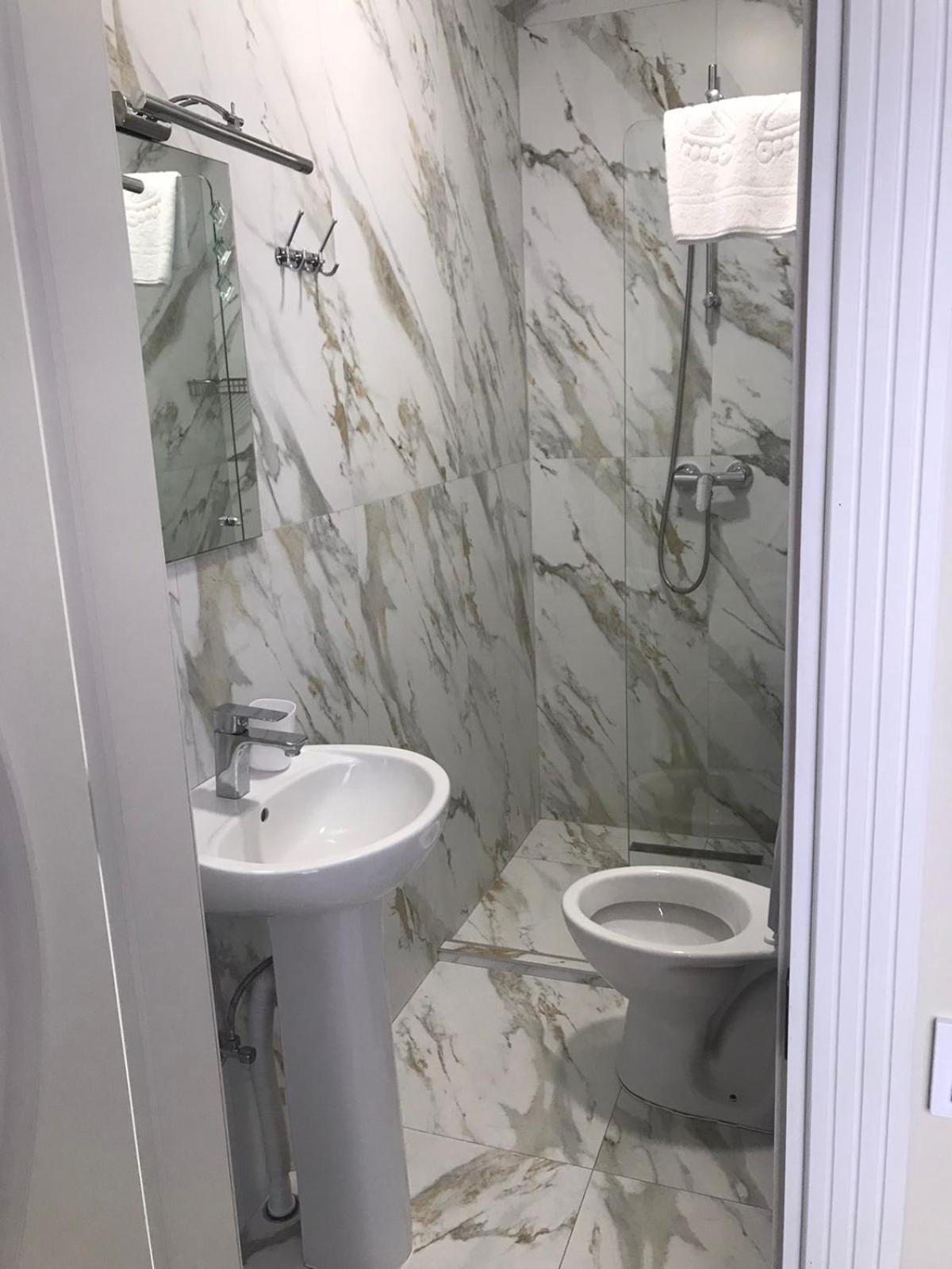 Veles Hotel Dniepropietrowsk Zewnętrze zdjęcie
